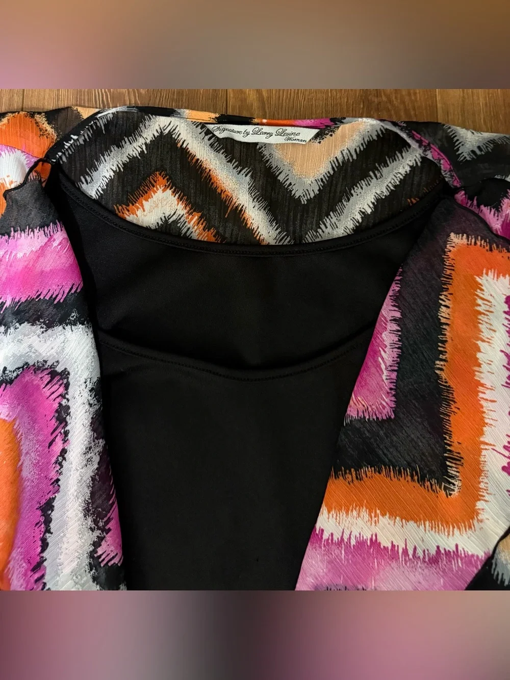 Women’s Top from Signature by Larry Levine Woman - Size 2X - Multicolor
